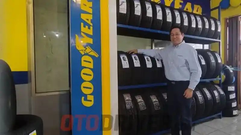 Foto - Goodyear Dan Ottoban Buka Gerai Kolaborasi Di Hometown Goodyear