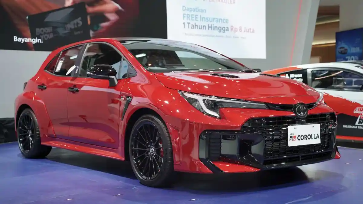 Foto - Toyota GR Corolla Matic Resmi Meluncur, Harga Rp 1,428 Miliar