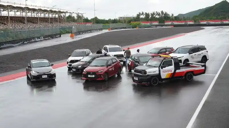 Foto - GR Enthusiast Rayakan Ulangtahun Pertama di Sirkuit Mandalika