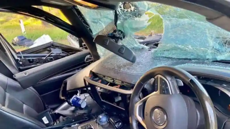 Foto - Demikian Investigasi Stellantis Pada Kecelakaan Jeep Grand Cherokee Summit Di Indonesia