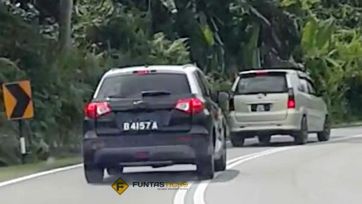 Foto - Setelah Ertiga, Proton Akan Rebadge Suzuki Grand Vitara? Ini Tandanya