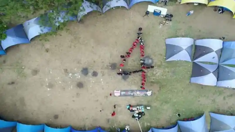 Berita - Komunitas Nissan Livina Gelar Touring ke Mandalawangi