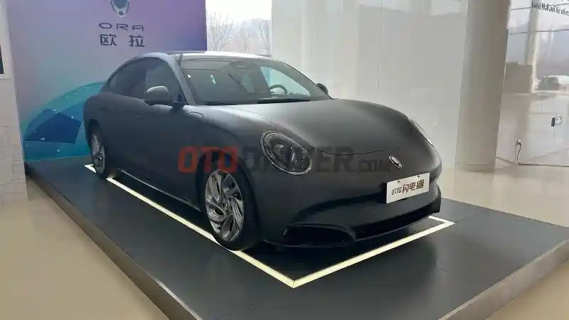 Foto - Hingga Kini GWM Belum Jualan Mobil Listrik Ora, Ternyata Ini Kendalanya