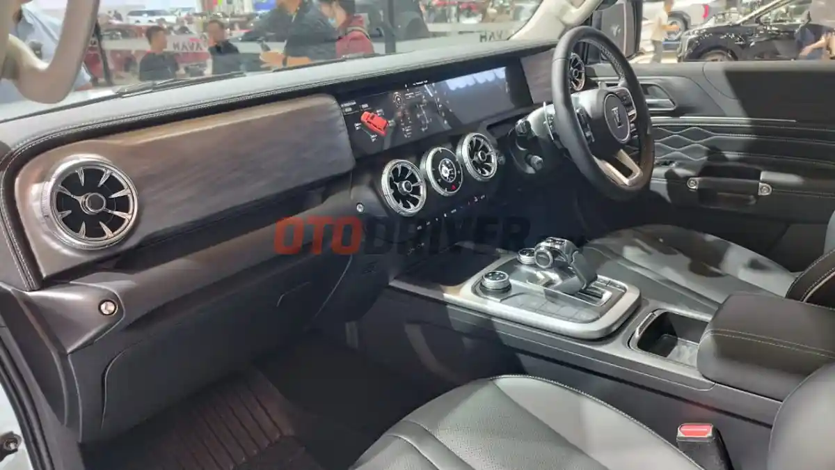 Foto - Spek Mentereng, GWM Tank 300 Diesel Dijual Rp 598 Juta, Bikin Pajero Sport Dan Fortuner Ketar-Ketir