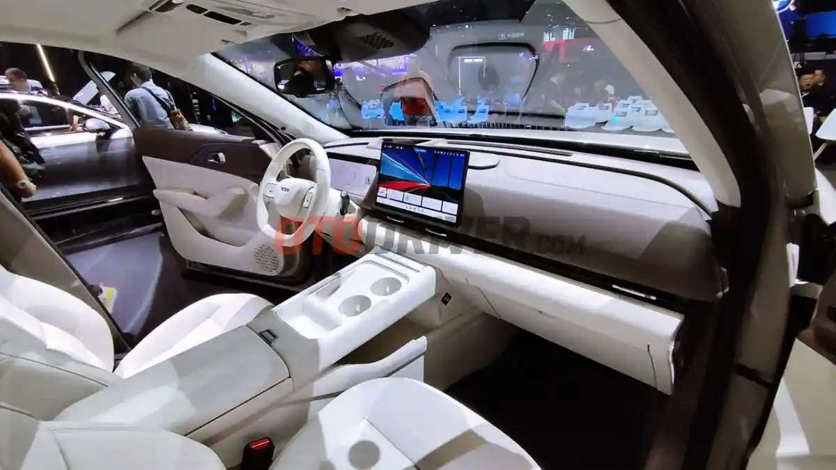 Foto - Haval Xialong Max PHEV Generasi Kedua, Hanya Butuh Tiga Liter Bensin Untuk Jarak 100 Kilometer