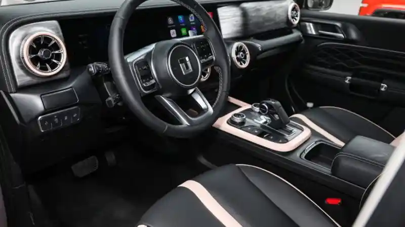 Foto - Great Wall Tank 300, G-Class Ala Cina Segera Merangsek Pasar Indonesia