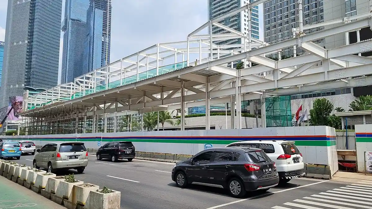 Foto - Sekilas Halte Transjakarta Bundaran HI-Astra