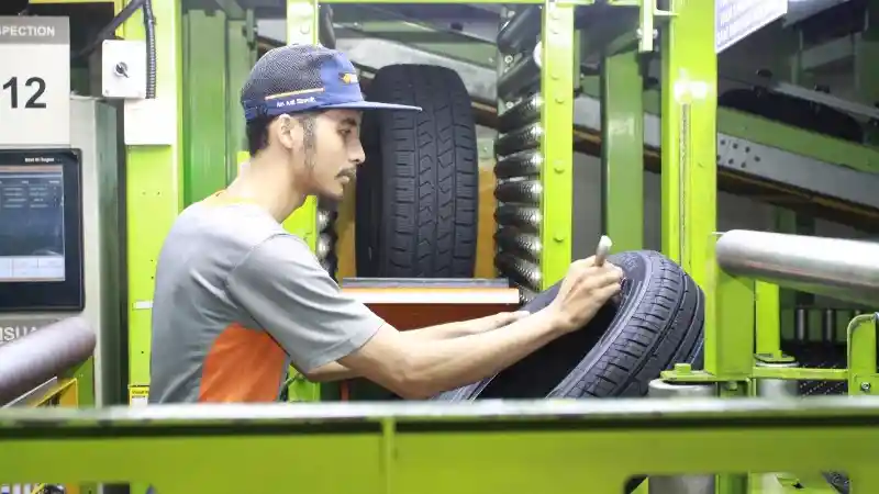 Foto - Hankook Pamer Pabriknya di Indonesia Setelah 5 Tahun Beroperasi