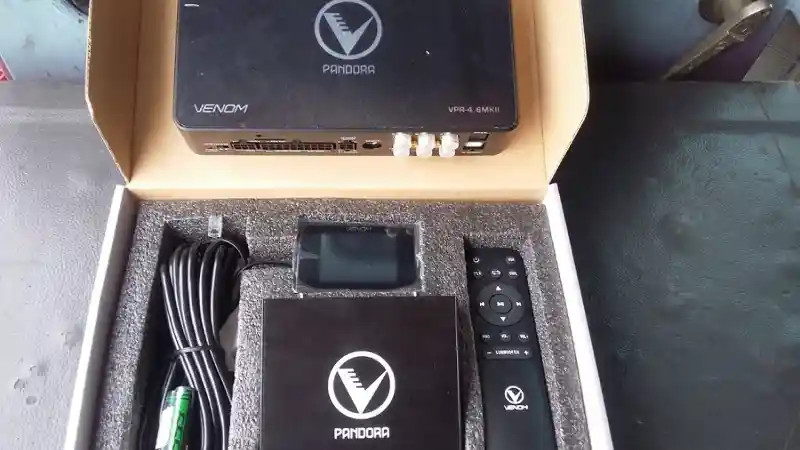 Foto - Head Unit Venom dan Kenwood RP 9 Sampai RP 11 Jutaan, Apa Kemampuannya?