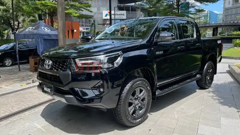Berita - Toyota Hilux Dapati Facelift (15 FOTO)