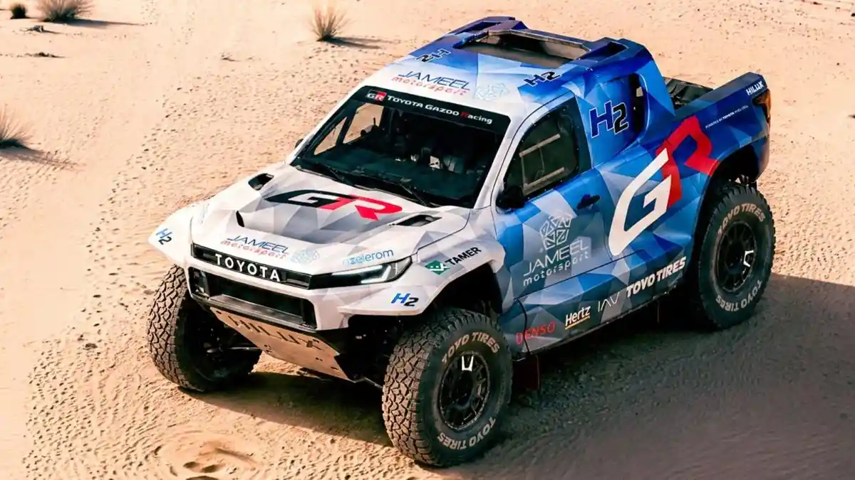 Foto - Toyota Jadikan Dakar Laboratorium Sesungguhnya Untuk Hilux Hidrogen
