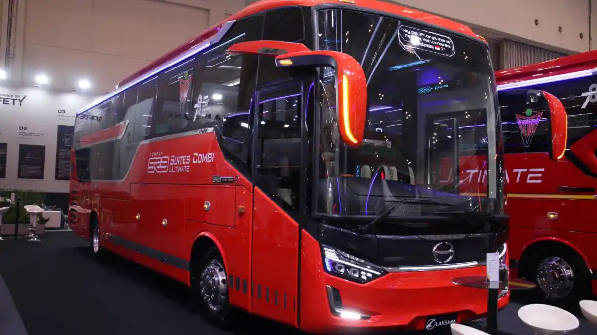 Berita - Hino Gas Pol Rangkul Perusahaan Otobus Di GIIAS 2023