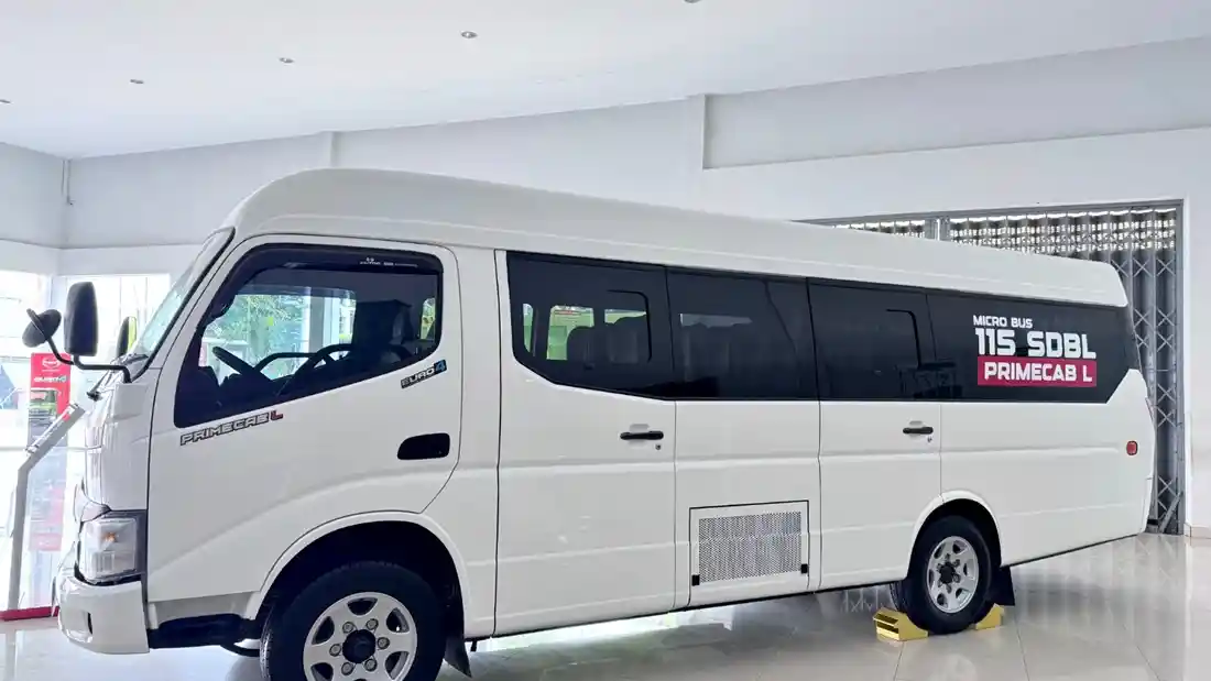 Foto - Hino Rilis Microbus Rute Palu-Ampana Sulawesi Tengah