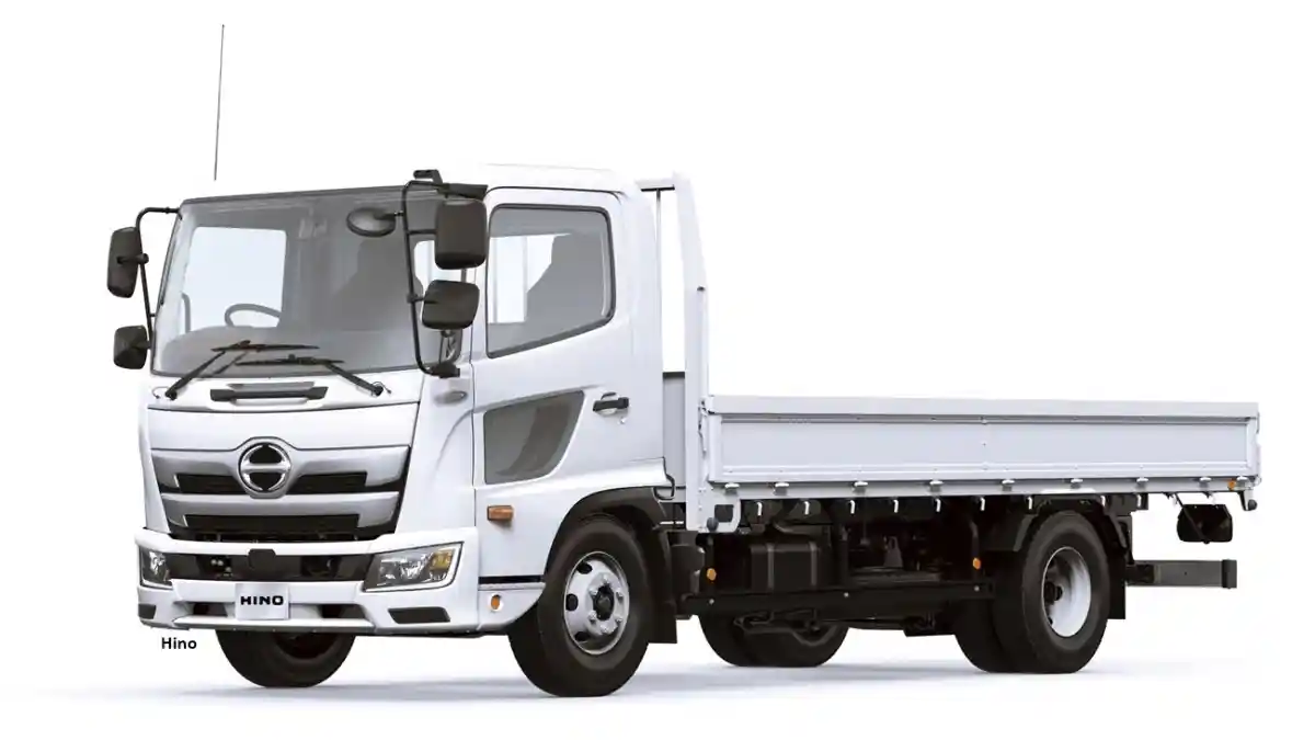 Truk - Melihat Jajaran Model Baru Hino Yang Dipajang Di Japan Mobility Show