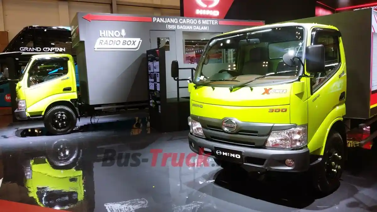 Foto - Hino Sediakan Senior Inspector Untuk Jaga Armada Truk Tangki Pertamina