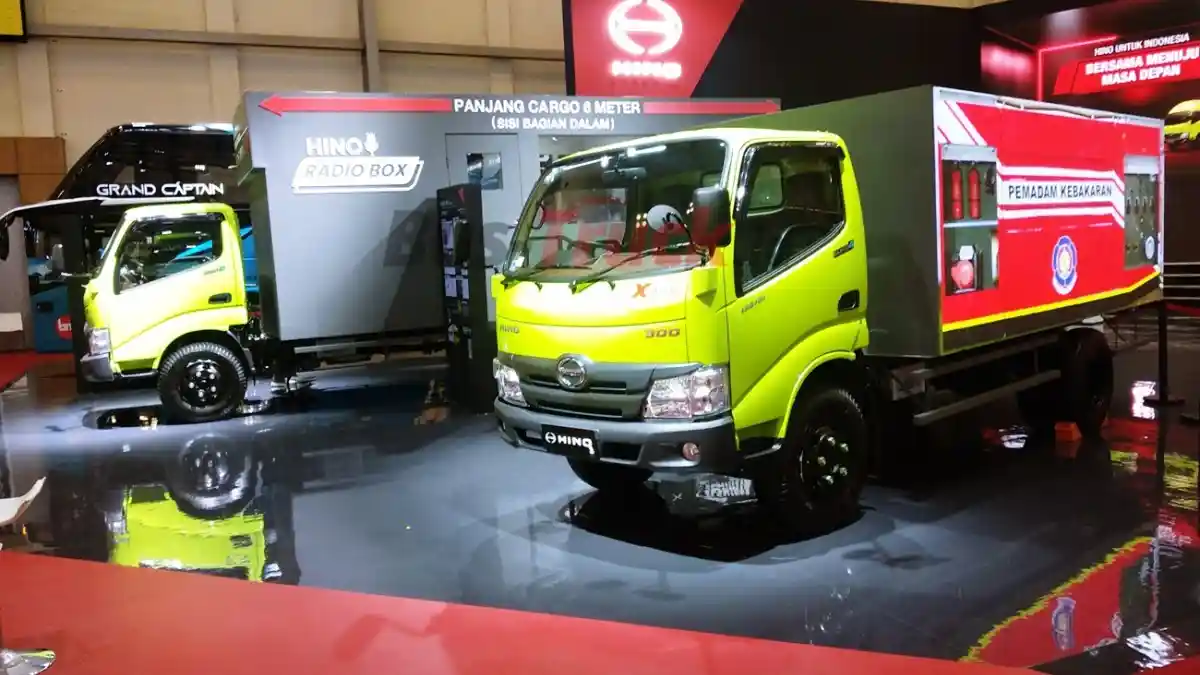 Foto - Hino Dan Fuso Bergabung, Kini Namanya Archion