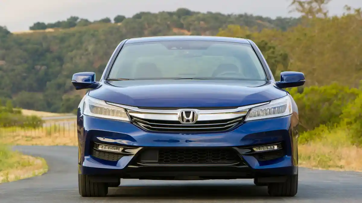 Foto - Honda Accord Hybrid Model Baru Siap Dilepas di AS