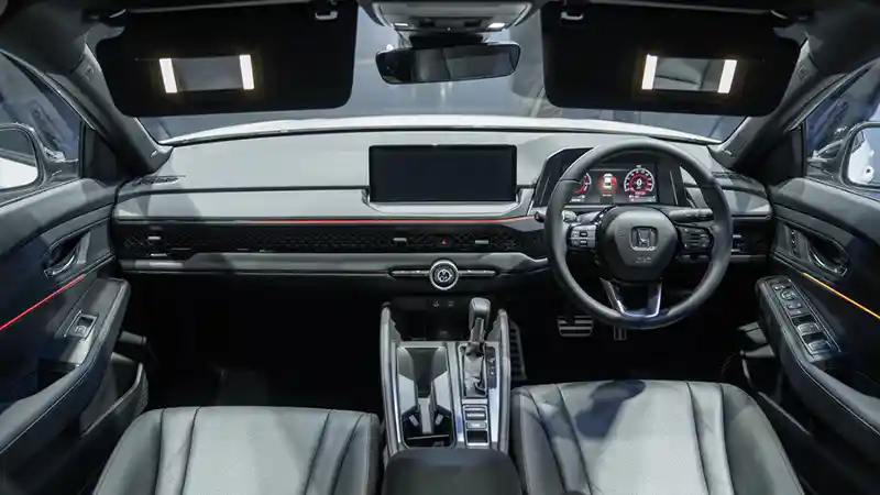 Foto - Honda Accord Generasi Terbaru Meluncur DI Thailand