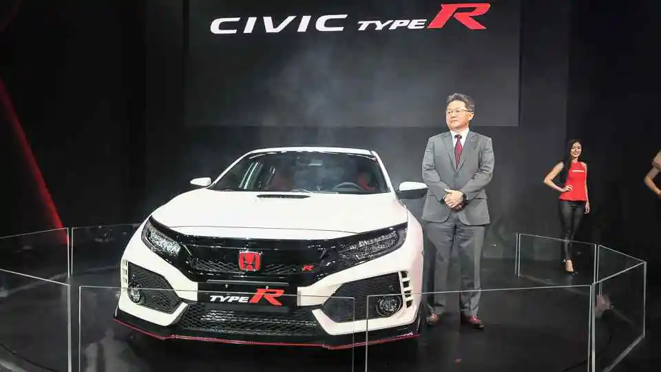 Foto - Honda Civic Type R 2017 Resmi Debut Di ASEAN! Tapi Bukan Di Thailand