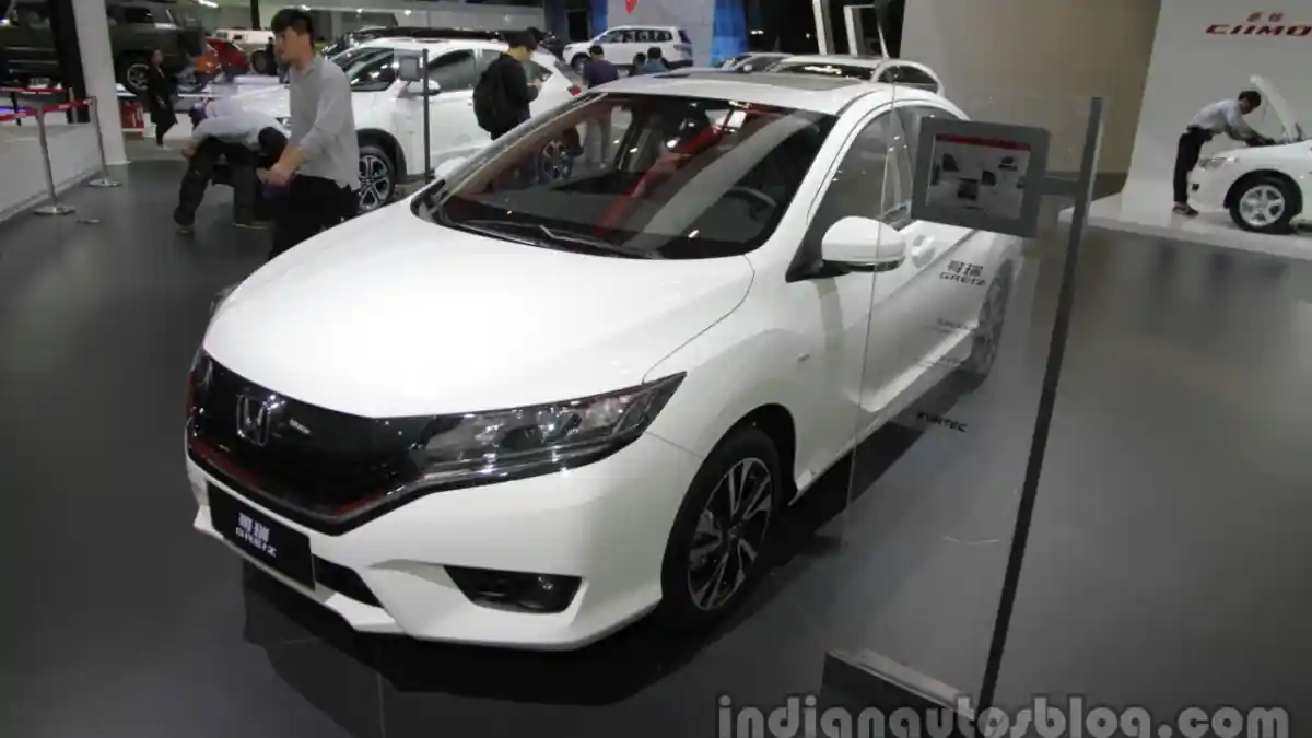 Berita - Honda City Facelift Siap Hadir Awal 2017 di India