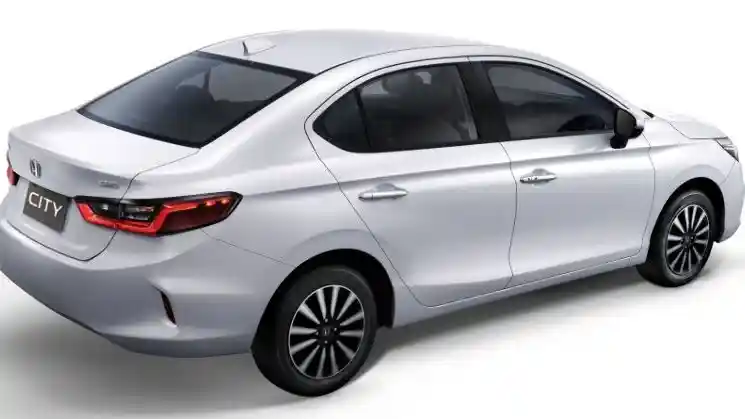 Foto - Masih Penasaran Dengan Honda City Bermesin Kecil?