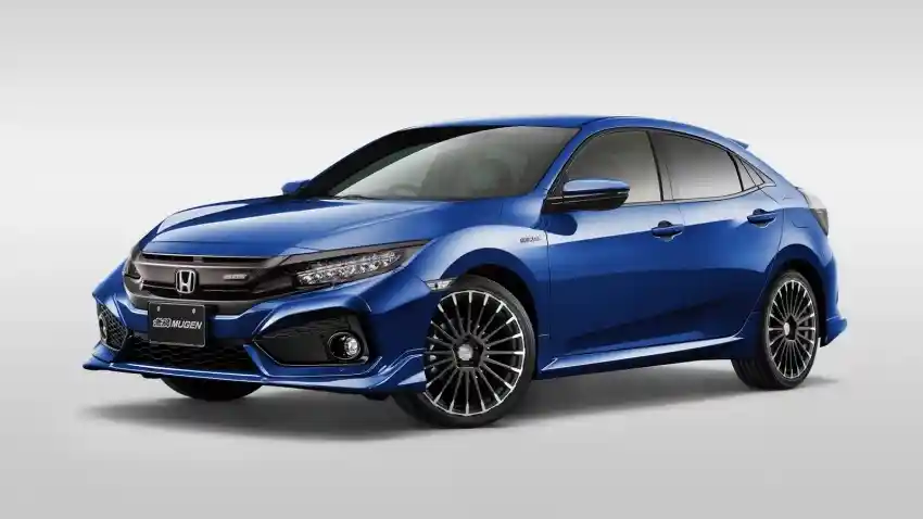 Foto - Honda Civic Turbo Hatchback Jadi Sangar Berkat Mugen 
