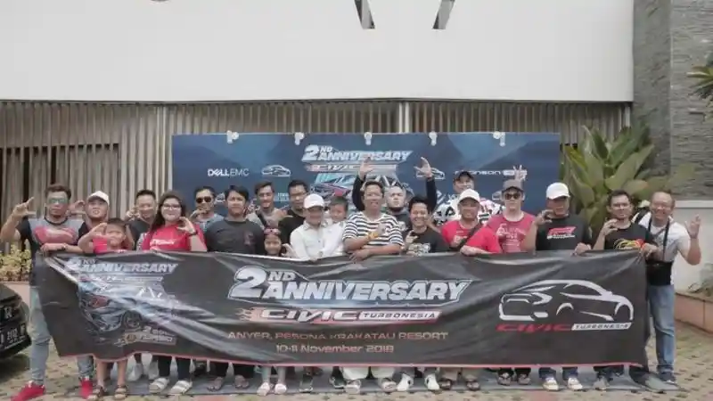 Foto - Komunitas Honda Civic Turbo Masuki Usia 2 Tahun, Seperti ini Selebrasinya
