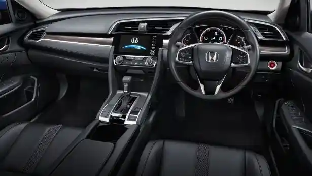 Foto - Honda Civic Turbo Dapatkan Facelift, Fitur Makin Banyak