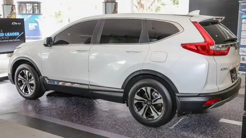 Foto - Ini Tampilan Honda CR-V 2017 Versi Malaysia (12 FOTO)