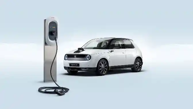 Foto - Spek Honda E Dirilis, Torsi Sentuh 315 Nm!