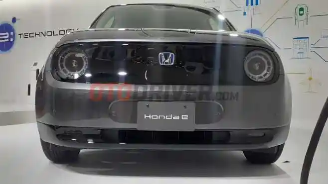 Foto - TMS 2019 : Honda e Jadi Ikon Mobil Listrik Perkotaan Masa Depan