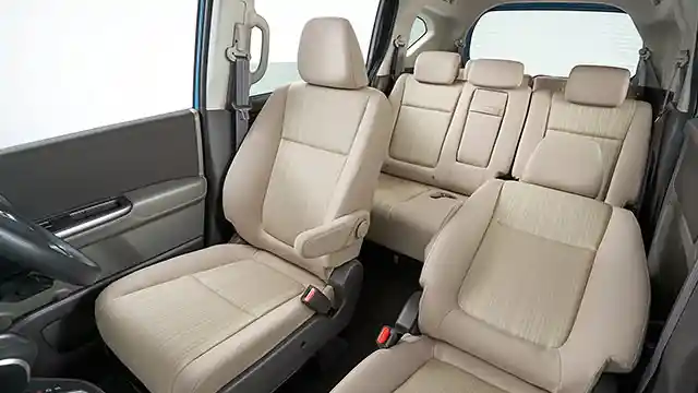 Foto - Honda Freed 2017 Punya Kabin Lebih Lega. Simak Foto Detailnya