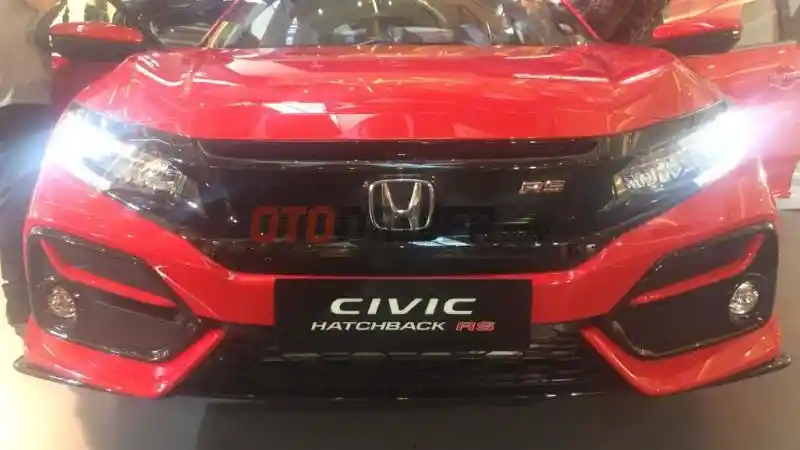 Foto - 4 Tahun di Indonesia, Bagaimana Penjualan Civic Hatchback?