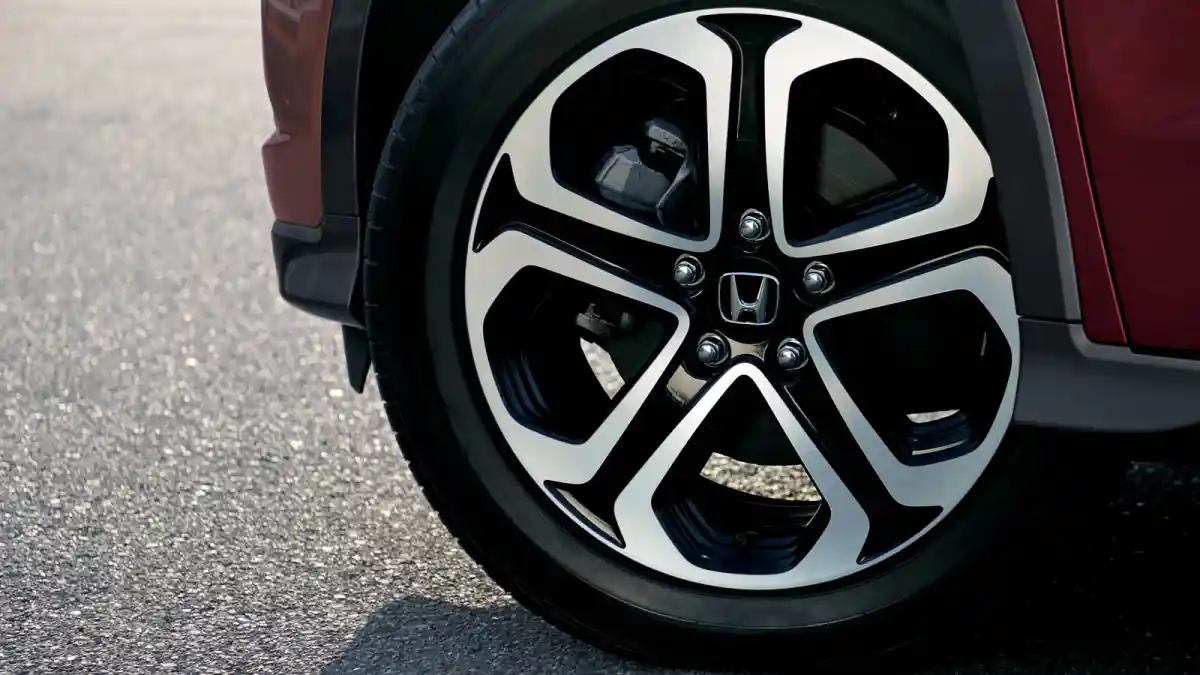 Foto - Honda HR-V Brilliant Style yang Penuh Warna Cerah Baru Hadir di Jepang