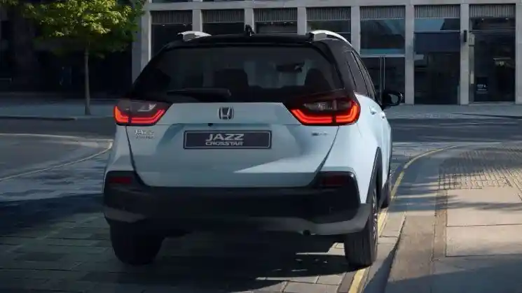 Foto - Honda Jazz Crossover Bakal Meluncur di Eropa!