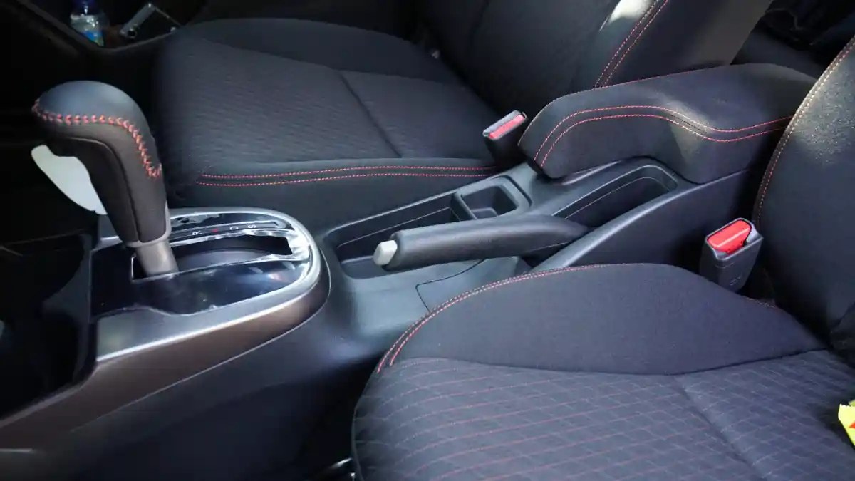 Foto - Honda Jazz Sudah Ganti Kulit Jok Bisa Bikin Jeblok Harga Jual