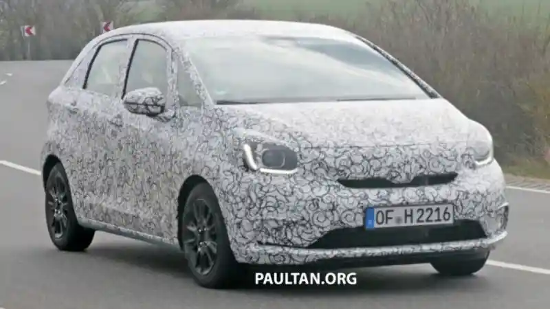 Berita - SPY SHOT: Honda Jazz Generasi Terbaru