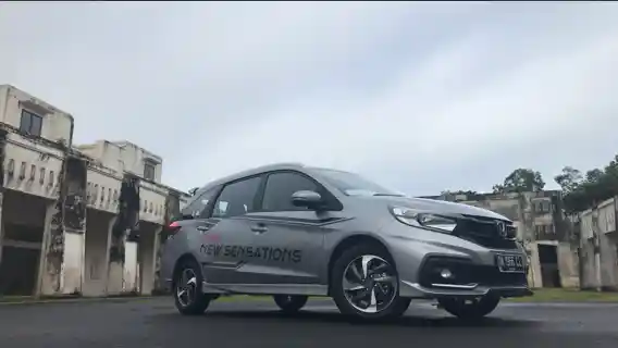 Berita - Mengapa Honda Mobilio Sulit Kalahkan Penjualan Avanza?
