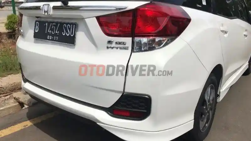Foto - FIRST DRIVE: Honda New Mobilio E CVT 2019