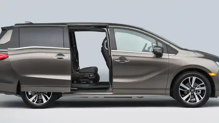 Berita - VIDEO: Honda Odyssey 2017 Pamer Fitur