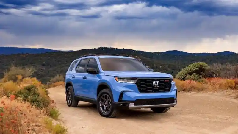 Foto - SUV Terbesar Honda Yang Pandai Off-Road Rilis 2023