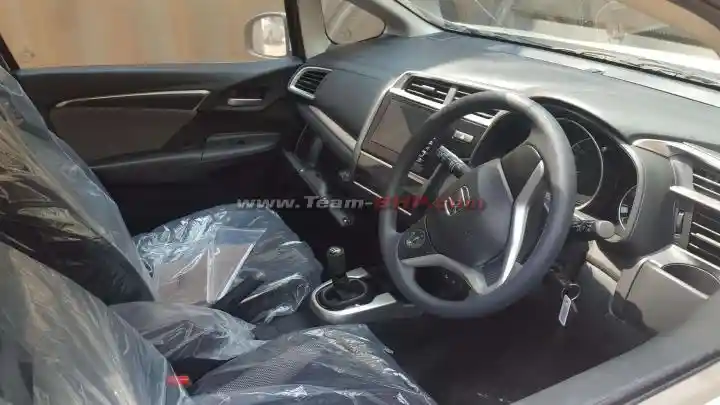 Foto - SPY SHOT: Honda India Mulai Kirim WR-V Ke Dealer
