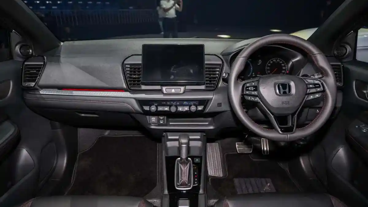 Foto - Honda City Facelift Resmi Hadir di Malaysia, Begini Penampakannya