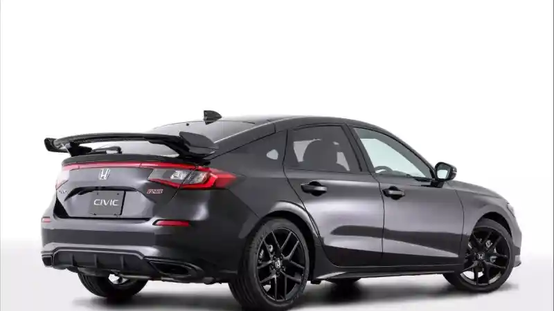 Foto - Transmisi Manual Sudah Mati? Tidak, Honda Mempertahankannya Melalui Civic RS