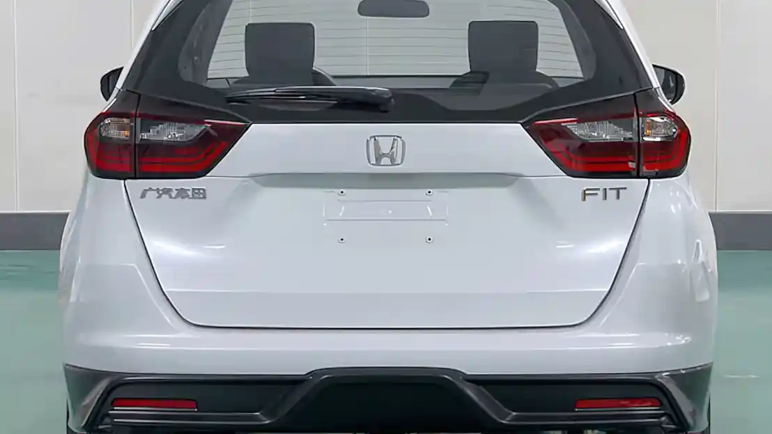 Foto - Resmi Dirilis, Honda Jazz Dan Fit Versi China Memiliki Tampang Yang Berbeda