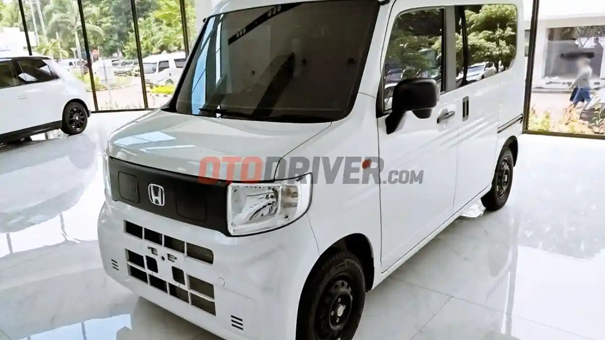 Foto - Bos Baru Honda Indonesia Bilang Mobil Listrik Akan Segera Rilis