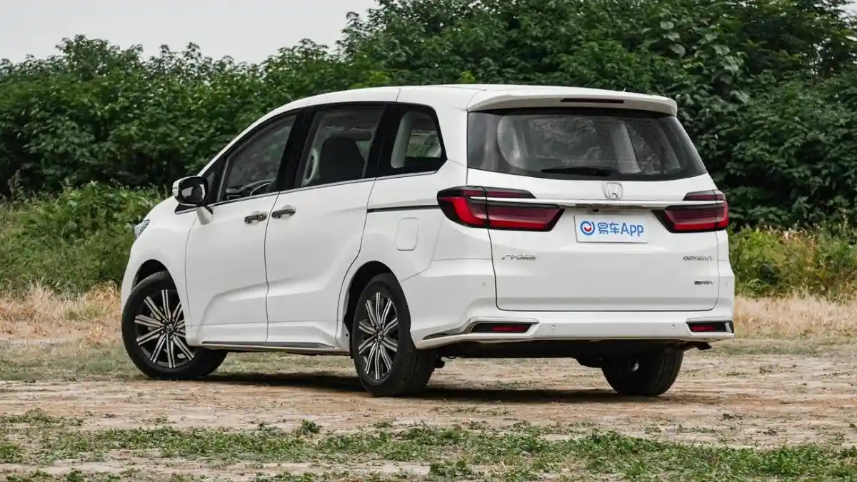 Foto - Honda Odyssey Muncul Lagi di Pasar China, Harganya Rp 400 Jutaan