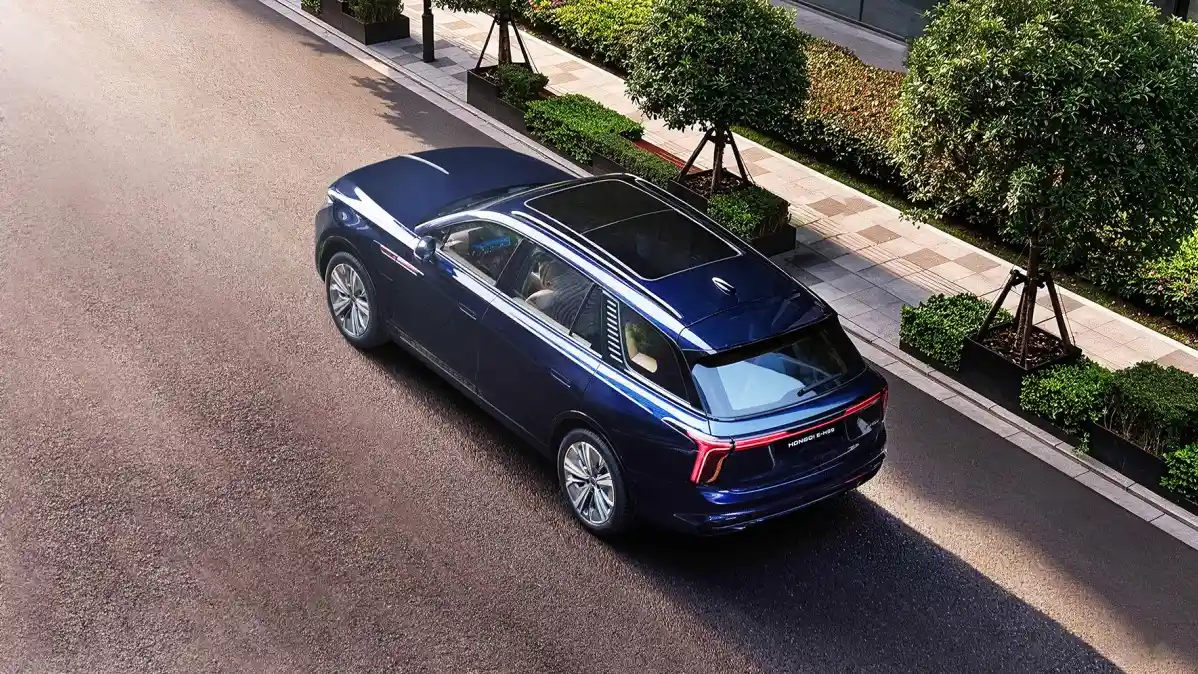 Berita - Cara Hongqi Mendefinisikan Kemewahan dan Prestise Ala Timur