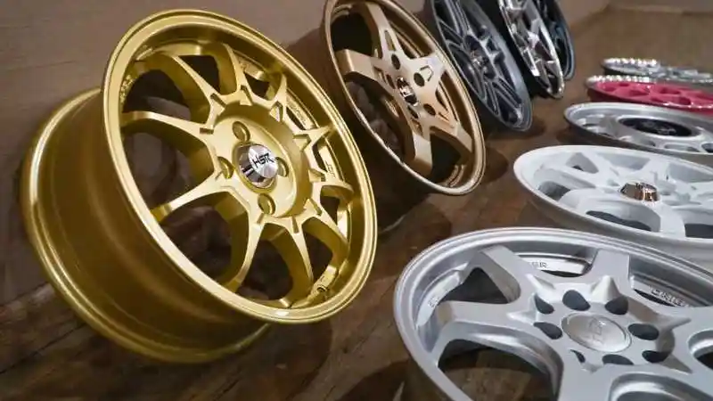 Foto - Tren Modifikasi Simpel Anak Jaksel, Ganti Velg After Market