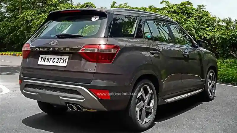 Foto - GALERI: Hyundai Alcazar Di India (13 FOTO)